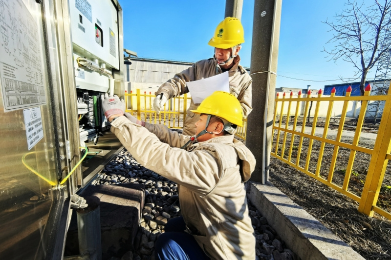 寒冬送暖保供電