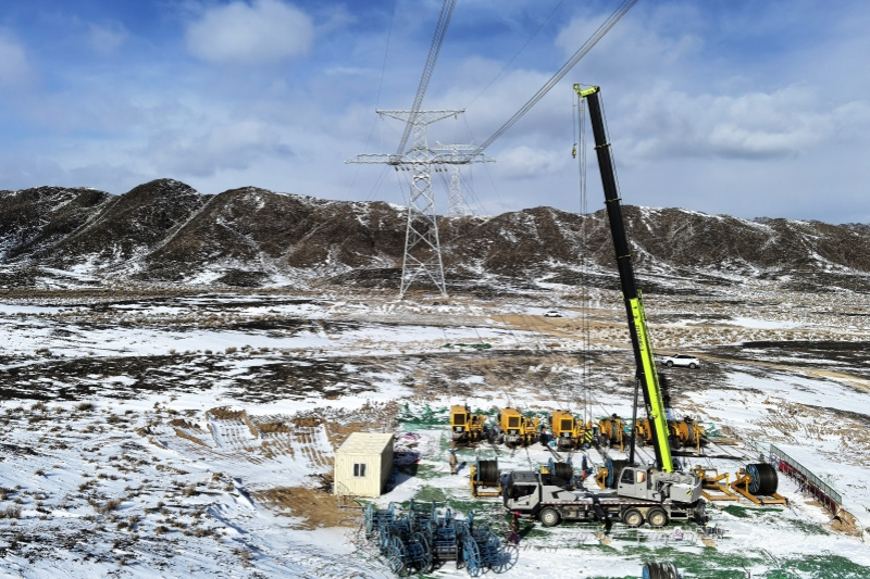 寒冬送暖保供電