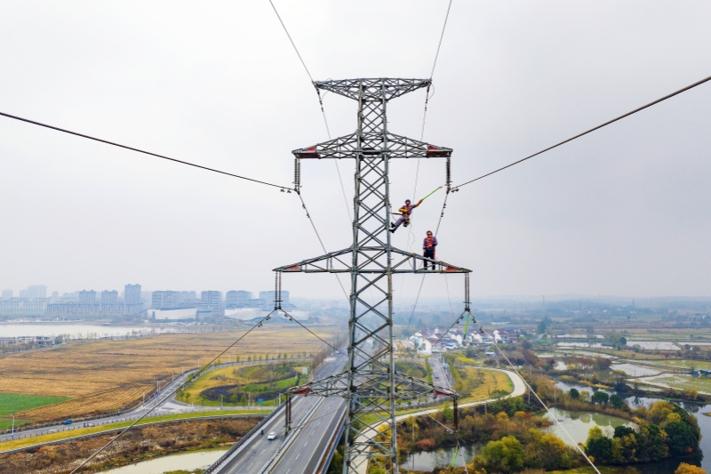 寒冬送暖保供電