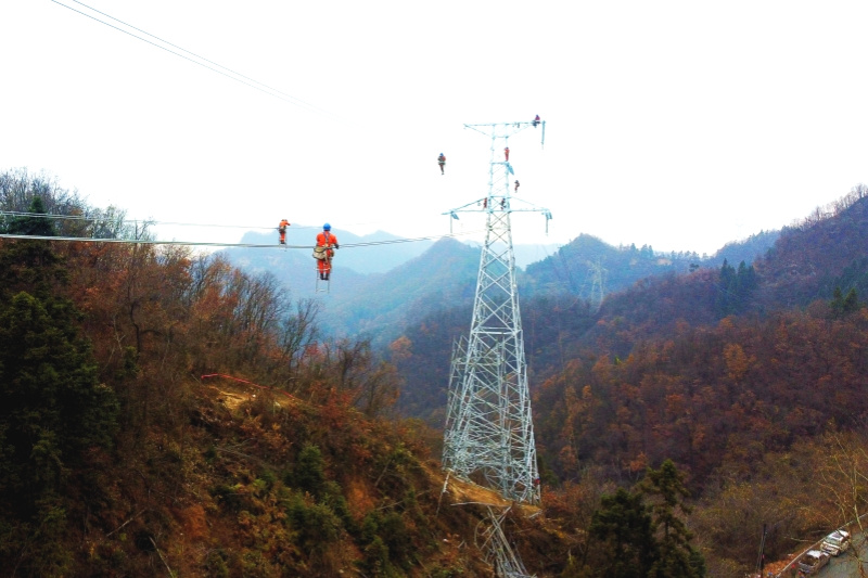 寒冬送暖保供電