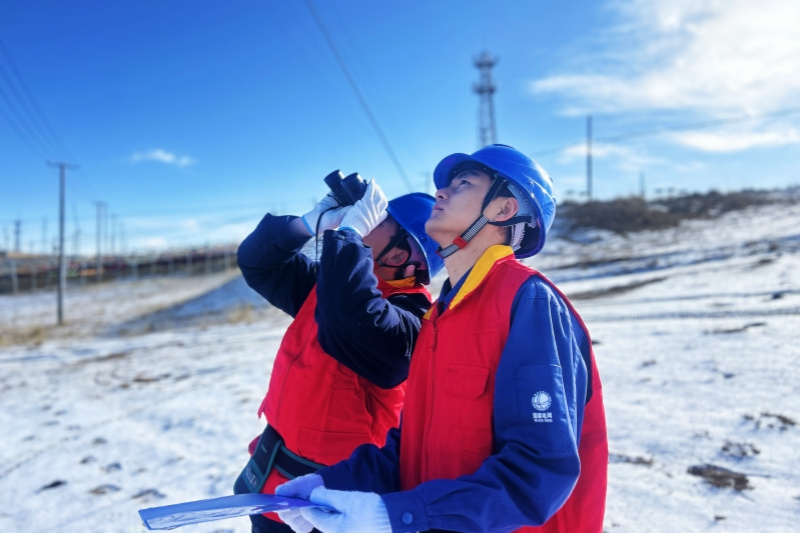 寒冬送暖保供電