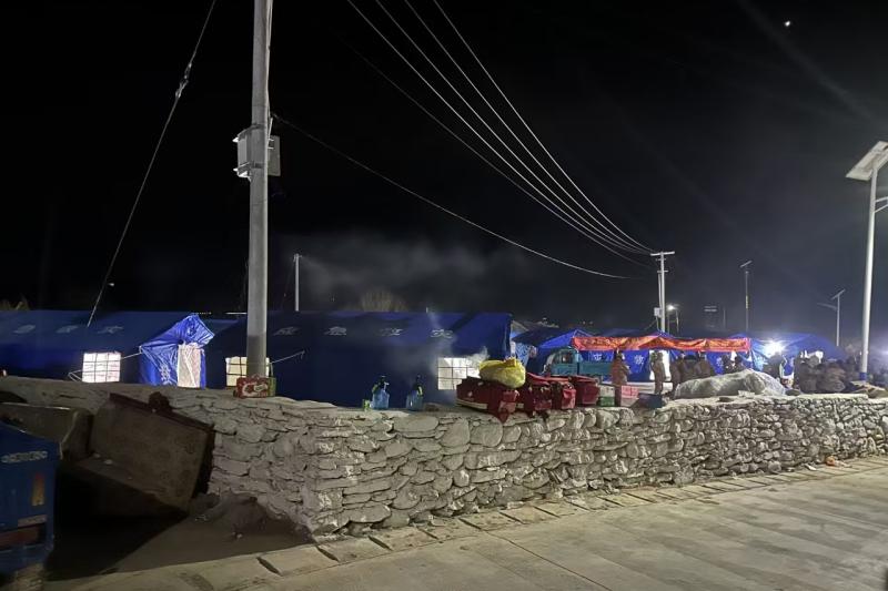 堅決貫徹習近平總書記重要指示精神 全力以赴做好抗震救災供電保障工作