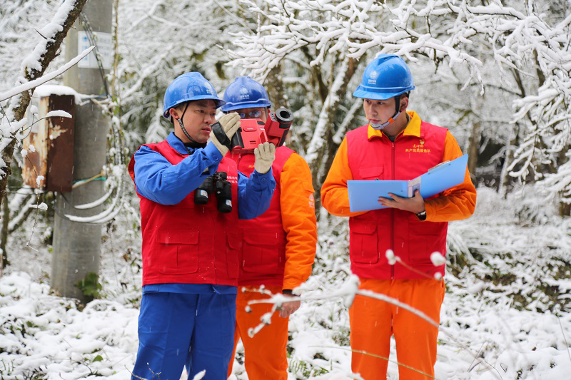 堅(jiān)持黨的領(lǐng)導(dǎo) 以高質(zhì)量黨建引領(lǐng)保障高質(zhì)量發(fā)展