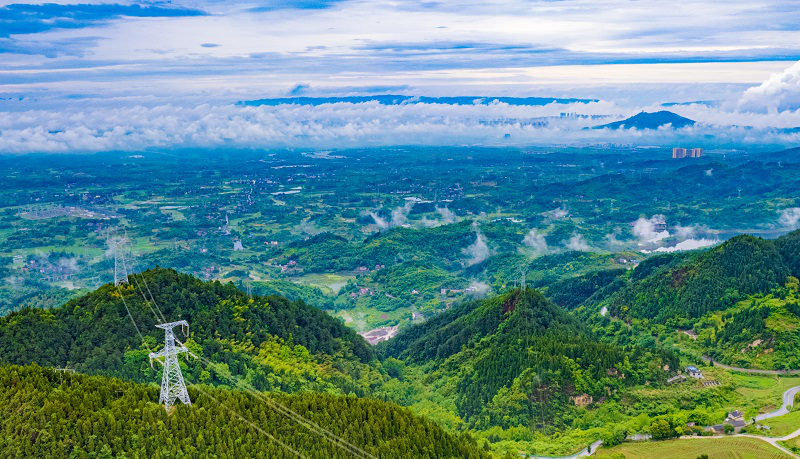 堅(jiān)持黨的領(lǐng)導(dǎo) 以高質(zhì)量黨建引領(lǐng)保障高質(zhì)量發(fā)展