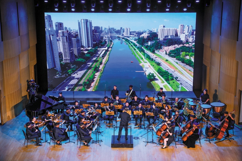 穩(wěn)經(jīng)營防風(fēng)險 確保公司發(fā)展行穩(wěn)致遠