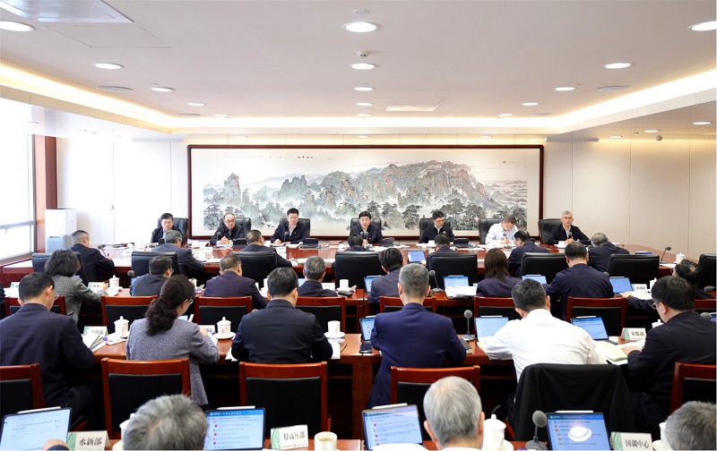 公司黨組理論學(xué)習(xí)中心組開展民主生活會(huì)會(huì)前集中學(xué)習(xí)