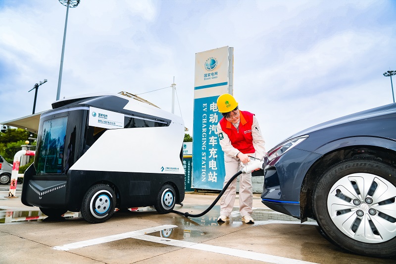 春節(jié)我在崗·守護(hù)萬(wàn)家燈火|車網(wǎng)互動(dòng) 城鄉(xiāng)暢行