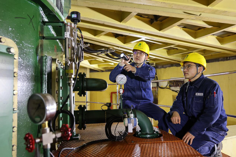 春節(jié)假期國家電網(wǎng)安全運(yùn)行供電可靠